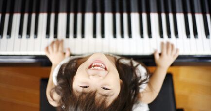 Family Music of Clermont ~ 352-989-4963 ~ Quality Piano, Guitar, Drum, Violin, & Voice Lessons in Clermont, FL
